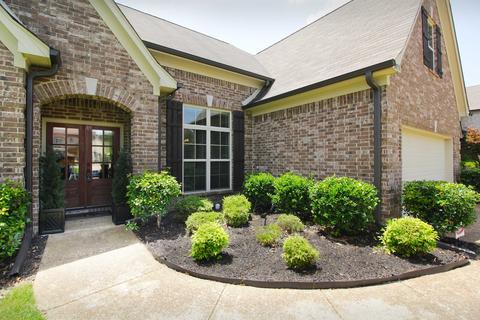 7875 Pips Ridge Ln, Bartlett, TN 38133 photo 1