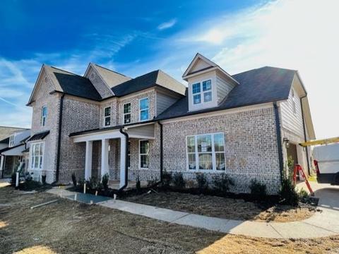 489 Laurel Park Dr, Collierville, TN 38017