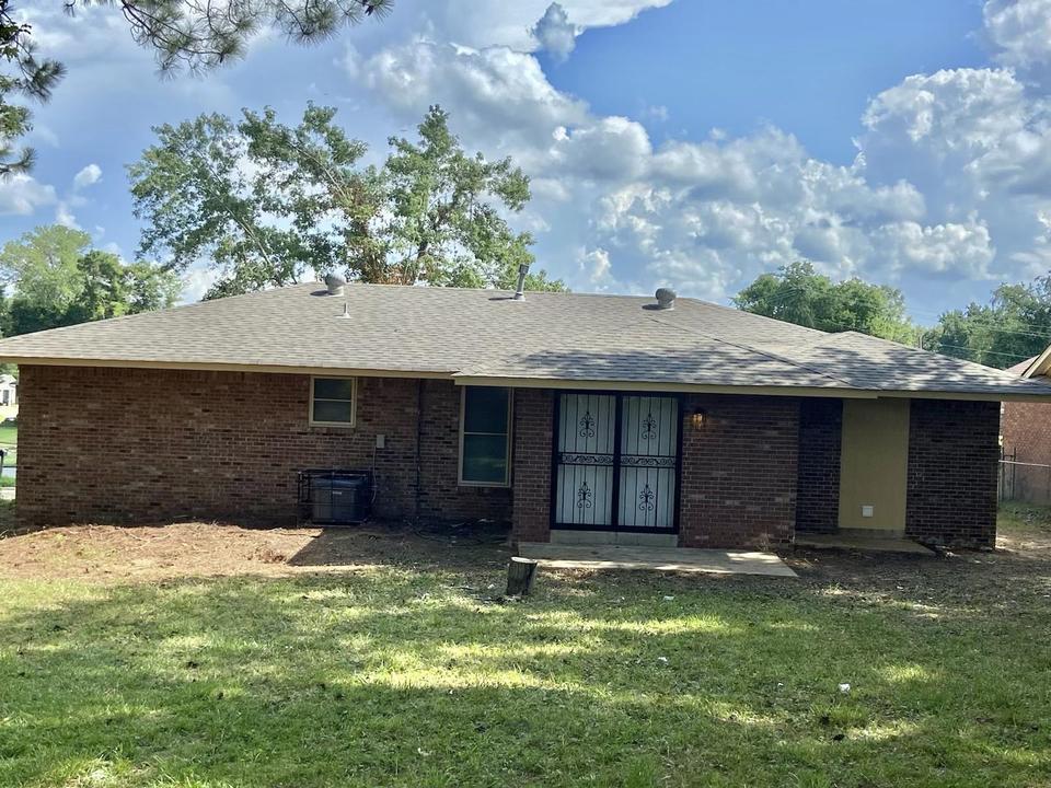  1118 Star Line Rd, Memphis, TN 38109 photo 5