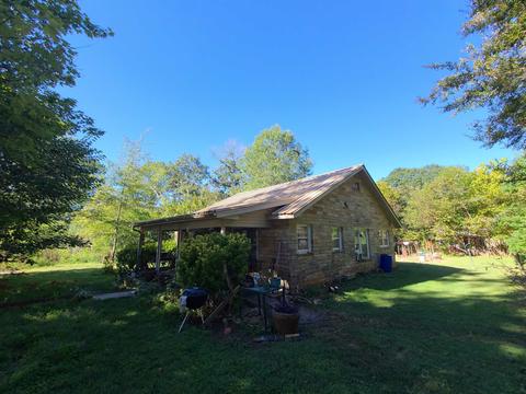 403 N Mill St, Iuka, MS 38852 photo 4