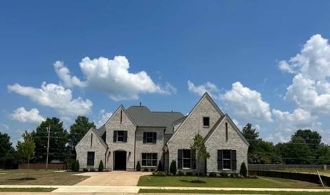 196 Keisie Ln, Collierville, TN 38017