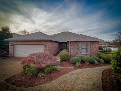 2137 Aztec Dr, Dyersburg, TN 38024
