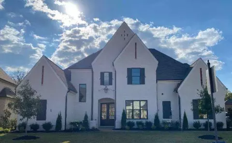 243 Beckham Dr, Collierville, TN 38017