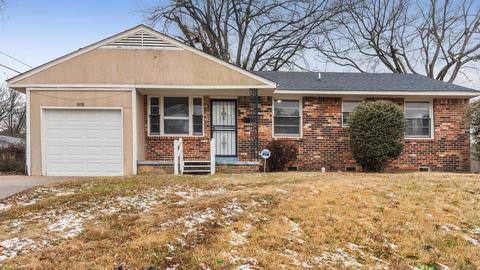 1809 Cherry Rd, Memphis, TN 38117 | 24 Photos | MLS #10139596 - Movoto