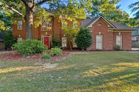 8943 Bazemore Rd, Cordova, TN 38018