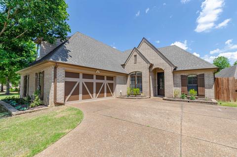 3176 Sea Ray Ln, Lakeland, TN 38002