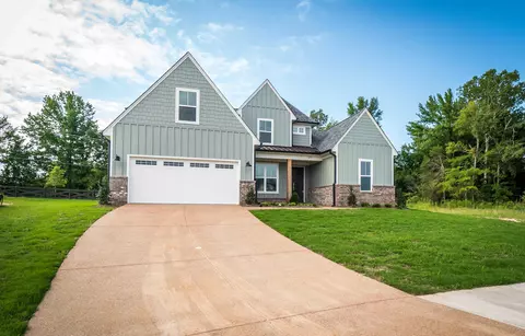 275 Highland Park Cv, Oakland, TN 38060