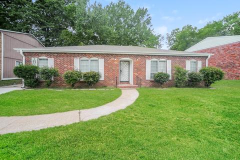 3215 Gina Dr, Memphis, TN 38118