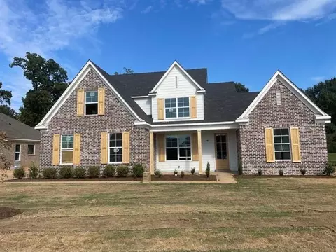 1776 Bristol Dr, Nesbit, MS 38651 photo 1
