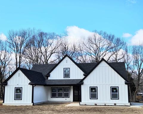85 Chris Joe St, Oakland, TN 38060