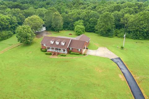 200 Woodchuck Ln, Counce, TN 38326