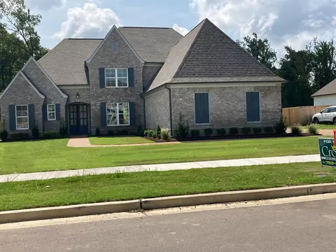 4904 Maple Walk Dr, Lakeland, TN 38002