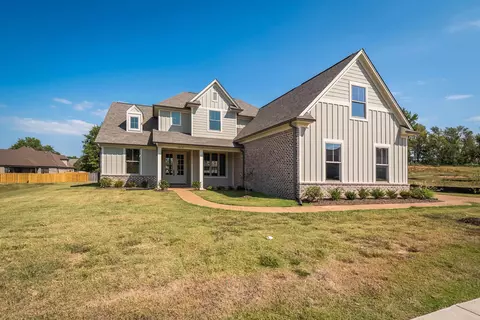 10234 Gray Heron Ln, Lakeland, TN 38002