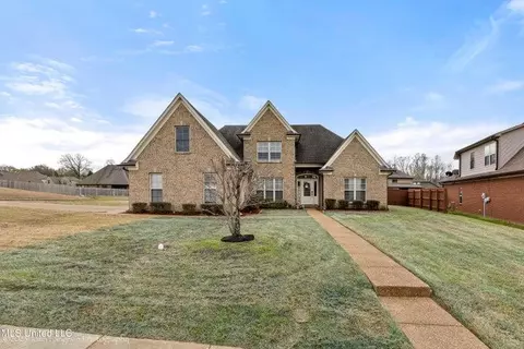 8553 S Trinity Park Dr, Olive Branch, MS 38654 photo 1