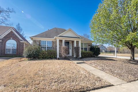 8503 Shady Elm Dr, Memphis, TN 38018