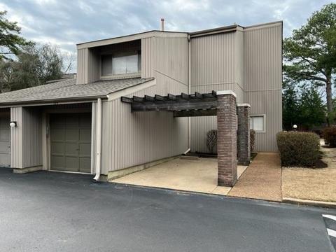 739 Forest Lake Dr #3701, Memphis, TN 38117