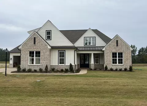 30 Drake Dr, Piperton, TN 38017