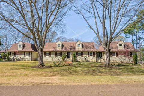3055 Ashmont Dr, Germantown, TN 38138