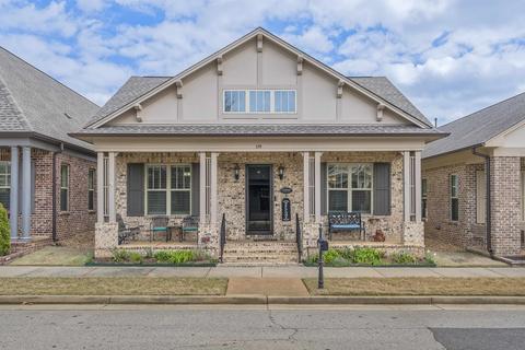 374 S Shea Dr, Collierville, TN 38017