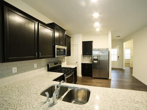 3396 Cecil Moore Dr, Southaven, MS 38671