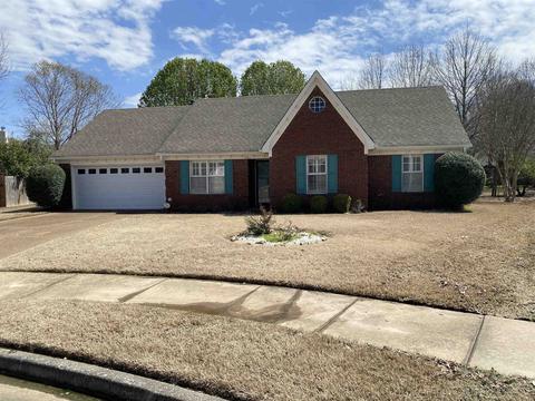 1386 Howling Dr, Collierville, TN 38017