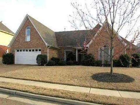 7479 Wintergreen Ln, Cordova, TN 38018