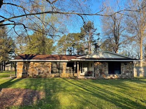 8617 Gragg Rd, Millington, TN 38053