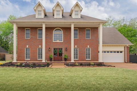 1347 Pinpointe Dr, Collierville, TN 38017