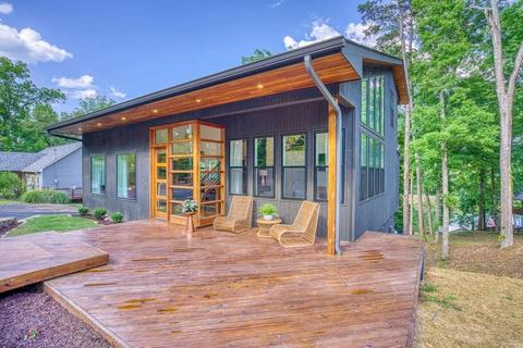 395 Yellow Creek Ln, Counce, TN 38326