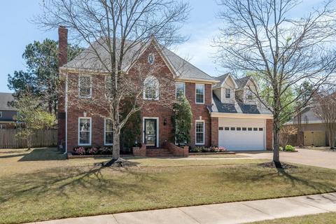 1332 Pin Pointe Dr, Collierville, TN 38017