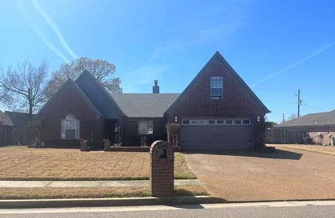 5483 Harvey Hill Dr, Memphis, TN 38141