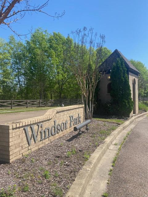 1961 Rochelle Ln, Cordova, TN 38016