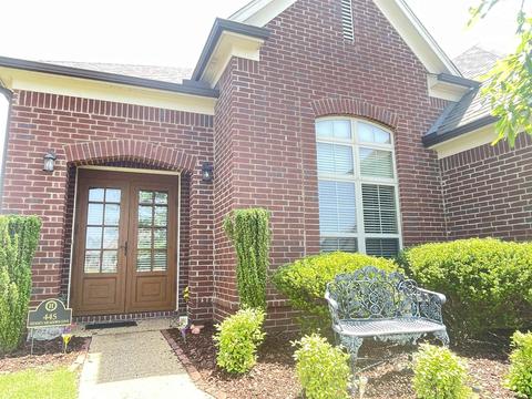 445 Hidden Meadows Cv, Oakland, TN 38060
