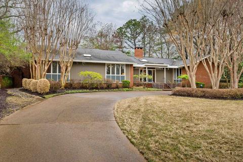 5631 Shady Grove Rd, Memphis, TN 38120