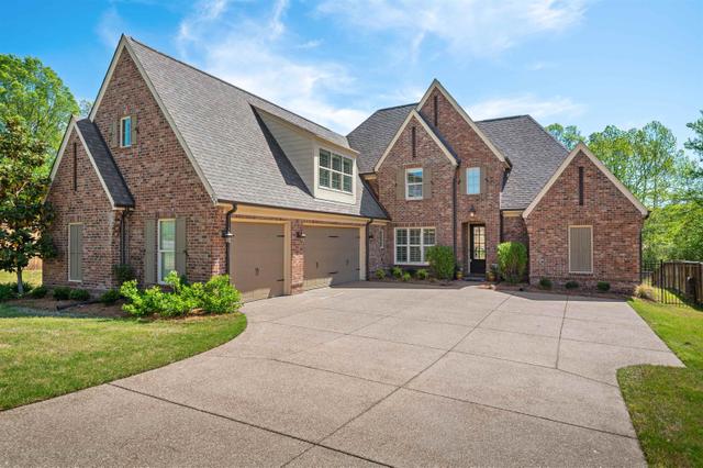 260 Saunders Creek Dr, Rossville, TN 38066
