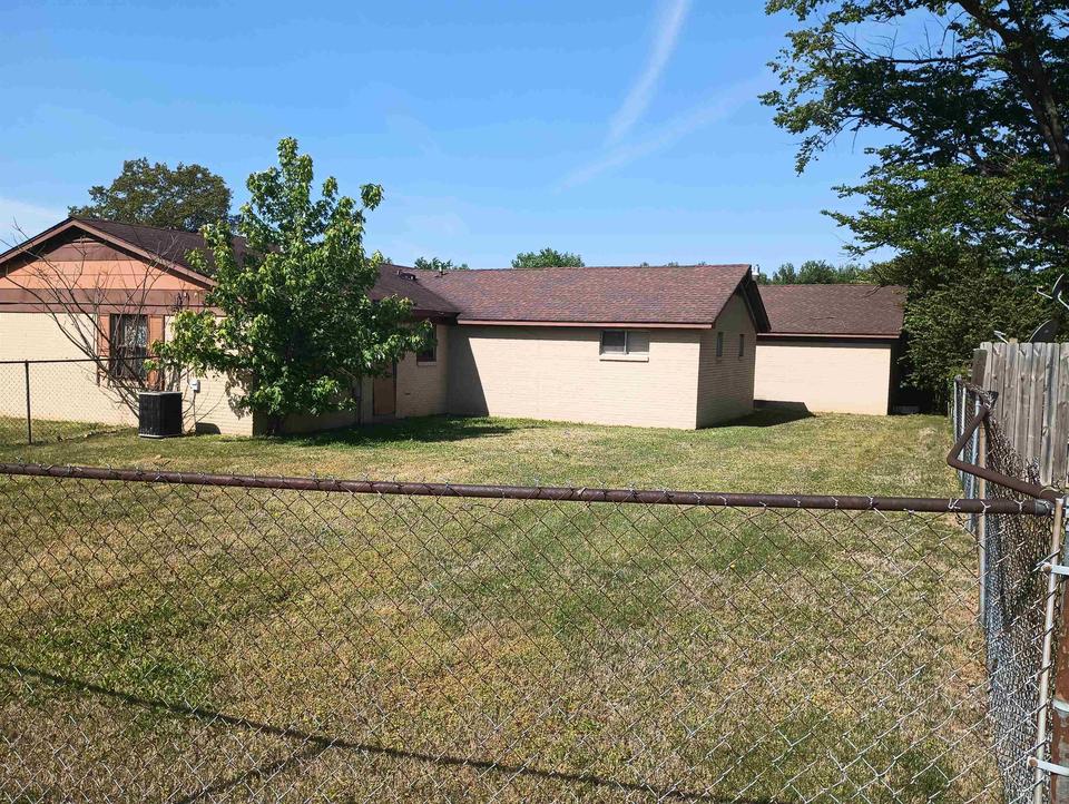  1200 Shadowline Dr, Memphis, TN 38109 photo 22
