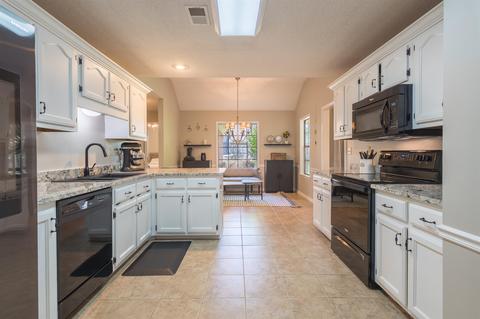 332 Powell Rd E, Collierville, TN 38017 photo 10