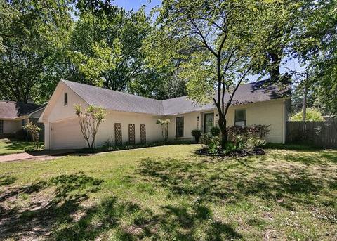 395 Park Hill Rd, Collierville, TN 38017