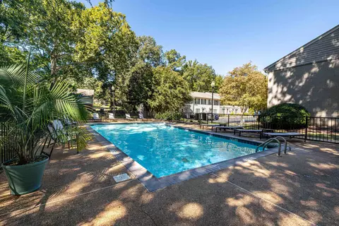7488 S Germantown Sq, Germantown, TN 38138