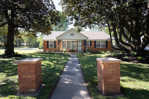4983 Dee Rd, Memphis, TN 38117