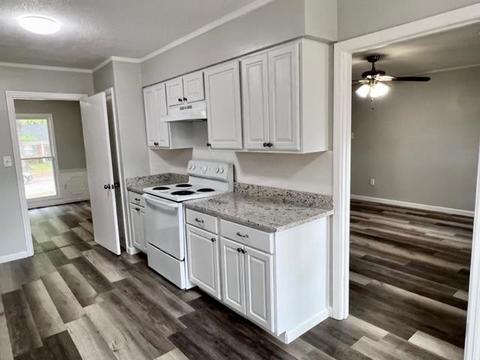 3063 Eagle Dr, Memphis, TN 38115 photo 3