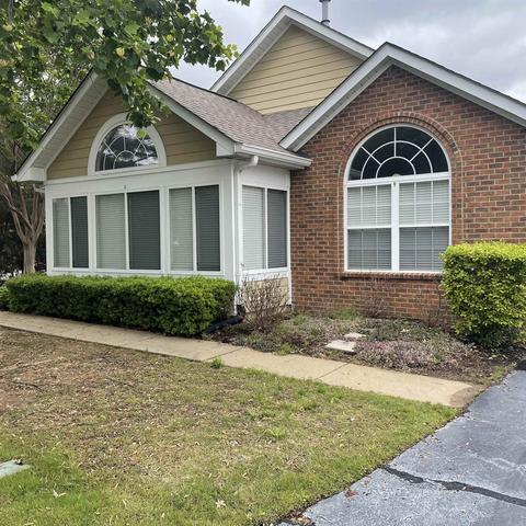 1929 Appling Oaks Cir #21, Cordova, TN 38016