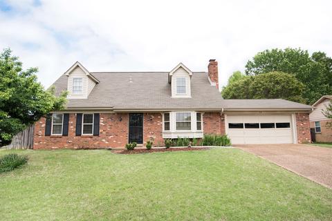 418 Laura Ann Dr, Collierville, TN 38017