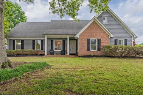 1123 Winsail Dr, Collierville, TN 38017