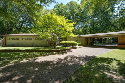 566 West Dr, Memphis, TN 38112