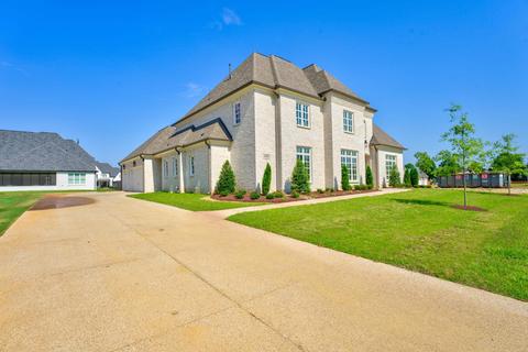 1609 Paso Fino Trl, Collierville, TN 38017