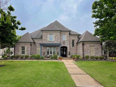 1362 Conser St, Collierville, TN 38017