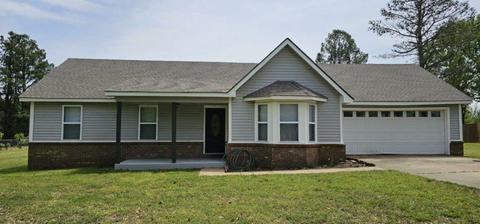 991 Tracy Rd, Millington, TN 38053