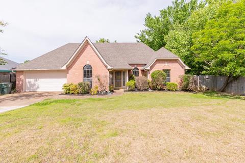 885 N Sanga Rd, Cordova, TN 38018