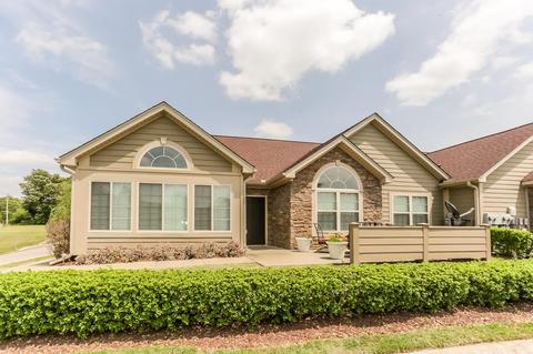 1698 E Southfield Cir, Memphis, TN 38016